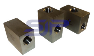 T-Coupler ½"NPTF